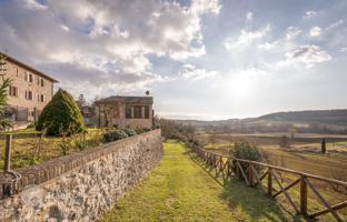 8-bedroom country house 1,412 m² in Colle di Val D'elsa for 990,000 €