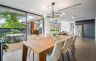 3-bedroom house 190 m² in Miami for $2,077,000