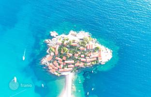 4-bedroom villa 420 m² in Sveti Stefan for 1,385,000 €