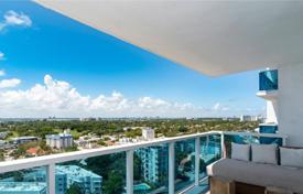 Furnished apartment with ocean views in a residence on the first line of the beach, Miami Beach, Miami, USA for $1,440,000