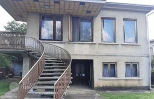 4-bedroom house 300 m² in Samegrelo-Zemo Svaneti for $120,000