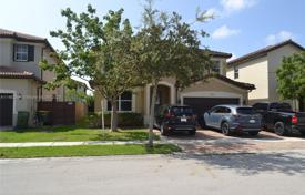 Townhome – Homestead, Florida, USA for $595,000