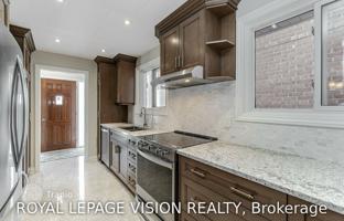 11-bedroom house in East York for C$1,617,000