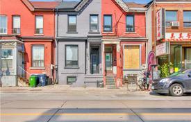 Terraced house – Gerrard Street East, Toronto, Ontario,  Canada for C$1,386,000