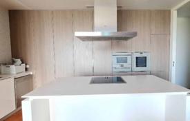3-bedroom apartments in condo in Pathum Wan for $5,500 per week