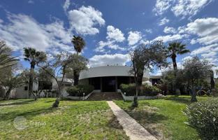 5-bedroom cottage 600 m² in Strovolos for 4,400,000 €