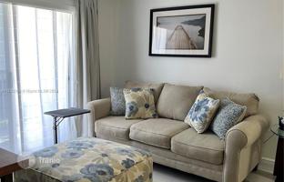 2-bedroom apartments in condo 75 m² in Miami Beach for $295,000