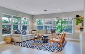 Townhome – Hollywood, Florida, USA for $974,000