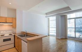 Apartment – Wellesley Street East, Old Toronto, Toronto,  Ontario,   Canada for C$838,000
