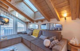 6-Room chalet with mountain view for 2,690,000 €