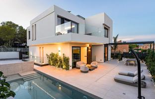 5-bedroom villa 380 m² in Benidorm for 1,280,000 €