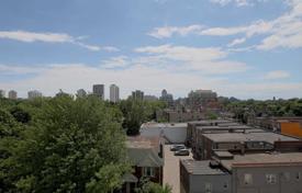 Apartment – Hillsdale Avenue East, Toronto, Ontario,  Canada for C$867,000