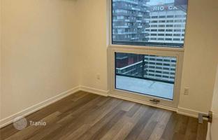 2-bedroom apartment in Roehampton Avenue for C$1,055,000