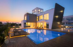 4-bedroom cottage 451 m² in Ayia Napa for 2,320,000 €