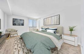 Apartment – North York, Toronto, Ontario,  Canada for C$1,101,000