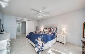 Condo – Pompano Beach, Florida, USA for $475,000