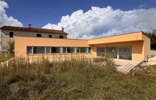 3-bedroom house 145 m² in Žminj for 726,000 €