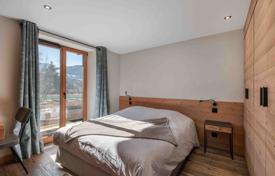7-BEDROOM FAMILY CHALET — FULLY RENOVATED for 3,750,000 €