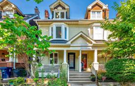 Terraced house – Old Toronto, Toronto, Ontario,  Canada for 1,085,000 €