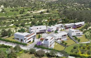 Land plot 8,562 m² in Fasoula for 2,200,000 €