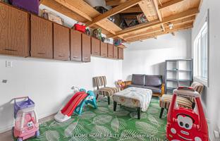 8-bedroom townhouse in York for C$1,617,000