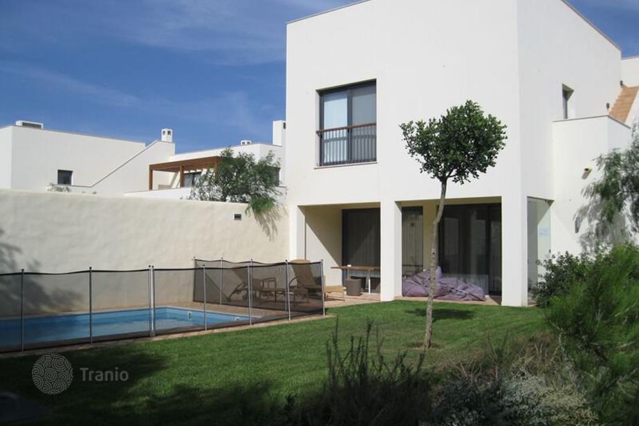 Villa for sale in Vila do Bispo, Portugal — listing #2227370