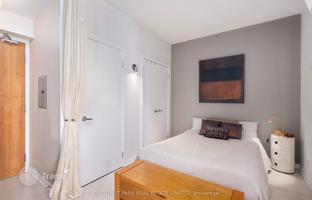 4-bedroom apartment in Lombard Street for C$774,000