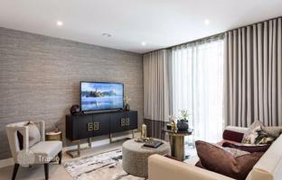 Two-bedroom apartment in a prestigious residence, close to a tube station, Pimlico, London, UK for £1,190,000