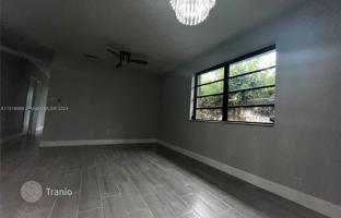 3-bedroom house 136 m² in North Miami Beach for $586,000