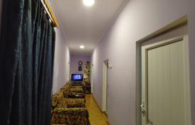 Cozy apartment for sale on Melanskaya for $70,000
