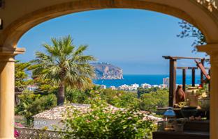 6-bedroom villa 2,576 m² in Javea (Xabia) for 1,490,000 €