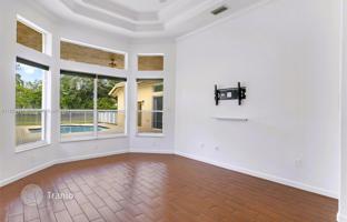 5-bedroom house 303 m² in Miramar (USA) for $889,000