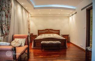 4-bedroom apartment 340 m² in Agios Tychonas for 2,700,000 €