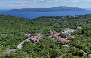 Land plot 1,173 m² in Primorje-Gorski Kotar County for 249,000 €