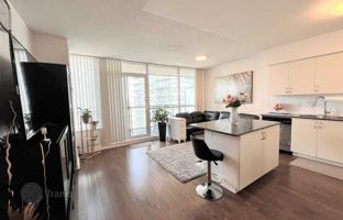1-bedroom apartment in Lake Shore Boulevard West for C$797,000