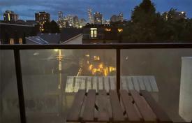 Apartment – Bathurst Street, Toronto, Ontario,  Canada for C$716,000