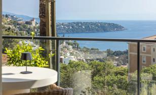 2-bedroom apartment in Beausoleil for 1,185,000 €
