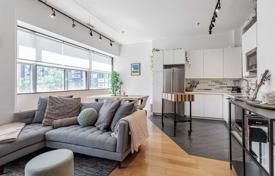 Apartment – King Street, Old Toronto, Toronto,  Ontario,   Canada for C$1,045,000