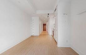 Apartment – Grenville Street, Old Toronto, Toronto,  Ontario,   Canada for C$912,000