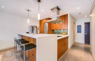3-bedroom apartment in Charles Street East for C$682,000