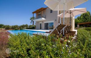 Land plot 6,500 m² in Kokkino Chorio for 1,350,000 €