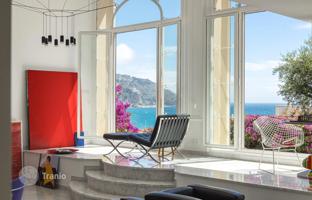 3-bedroom apartment in Menton for 1,949,000 €