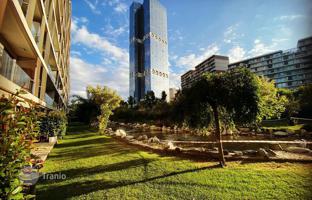 Residential complex with garden and lake view, near Çamlıca Tower, Umraniye, Istanbul, Turkey for From 43,611,000 TRY