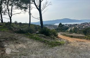 Land plot 1,602 m² in Tivat city for 792,000 €