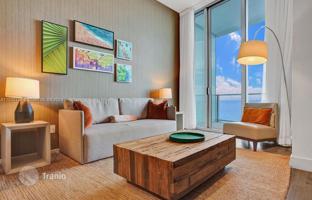 1-bedroom apartments in condo 71 m² in South Ocean Drive for $638,000