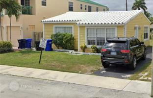 Land plot in Lauderdale-by-the-Sea for $899,000