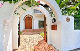 Spacious villa with a garden, a backyard, a pool, a relaxation area and a terrace, Miami, USA for $1,275,000
