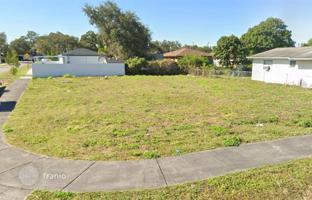 Land plot in Miami for $300,000