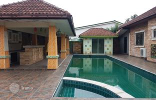 3-bedroom cottage 110 m² in Pattaya for $249,000
