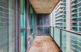 Apartment – Harbour Street, Old Toronto, Toronto,  Ontario,   Canada for C$979,000